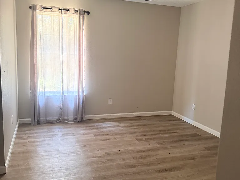 1136 Signal Hill Ln — Photo 7