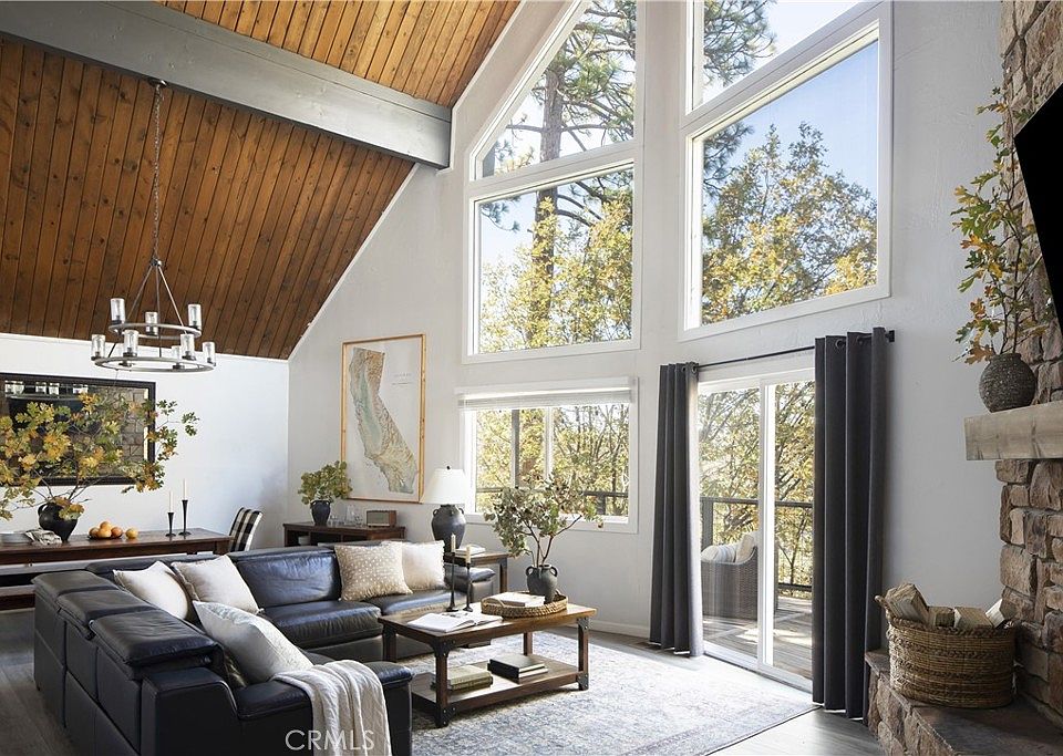 1st image of 1275 Golden Rule Ln