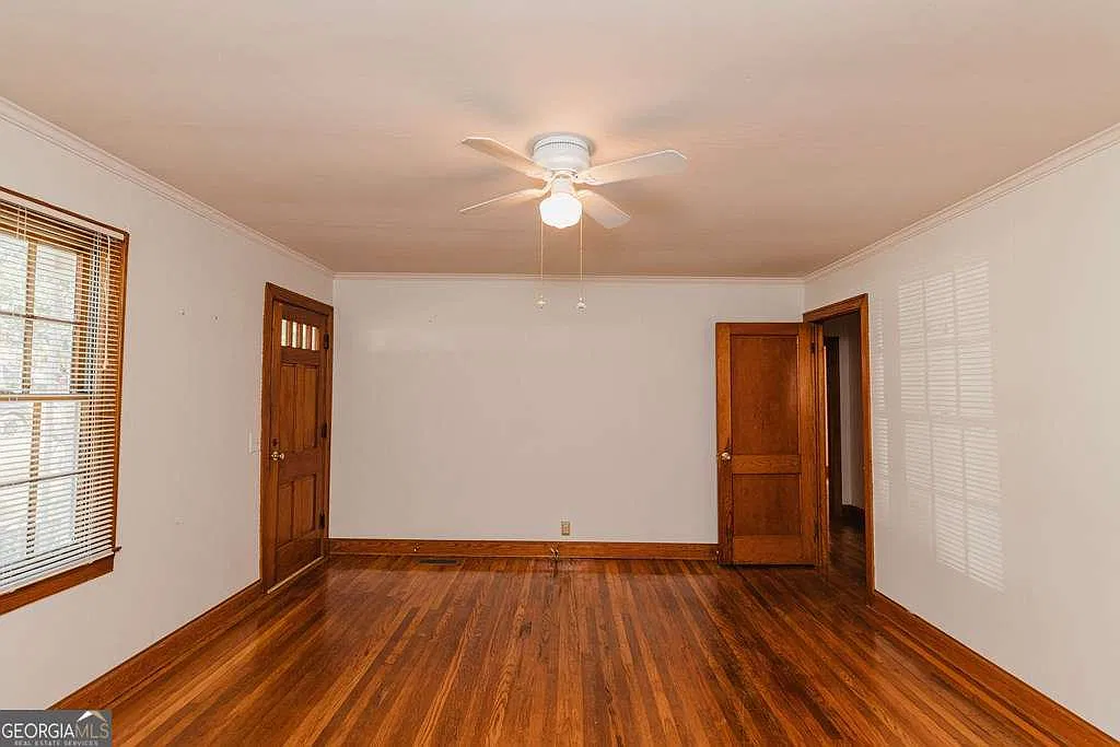 2 bed, 1000 sqft, $1,500 — Photo 2