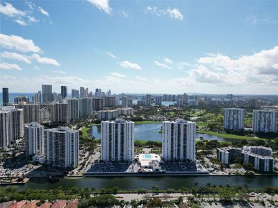 3675 N Country Club Dr APT 1907, Aventura, FL, 33180