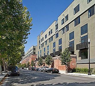 3rd image of 734 The Alameda