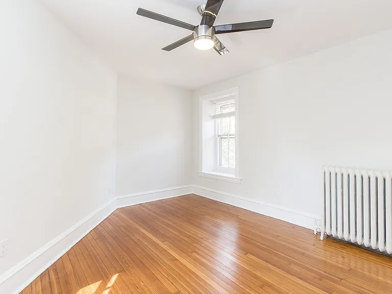8017-21 Winston Rd #4R — Photo 14