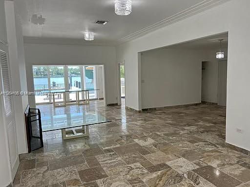 3rd image of 1560 Bay Dr #1