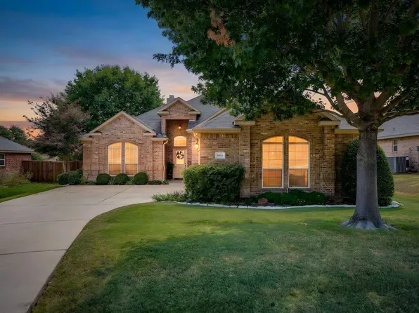10521 N Haven Dr, Benbrook, TX 76126