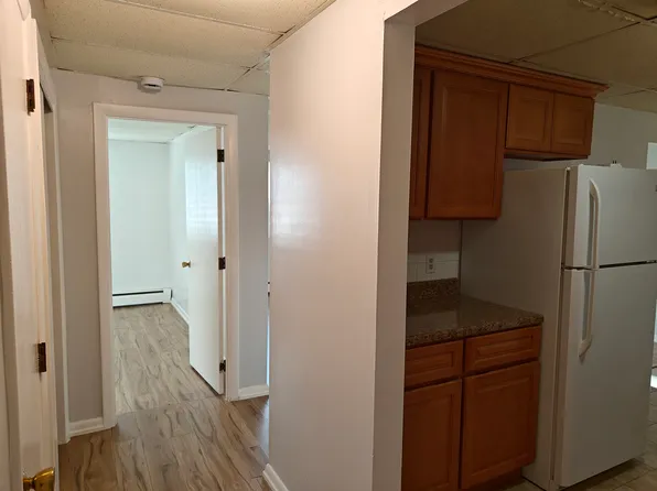 215 Chelmsford St, Chelmsford, MA