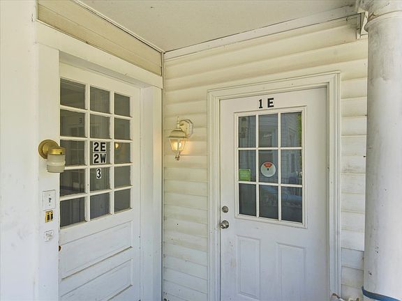 4th image of 1800 Edmondson Ave #2E