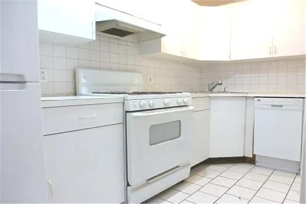 Rented by Maz Group NY | media 13