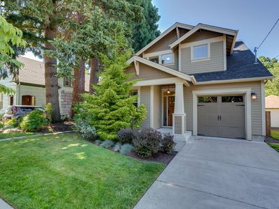 1045 NE Oneonta St, Portland, OR, 97211
