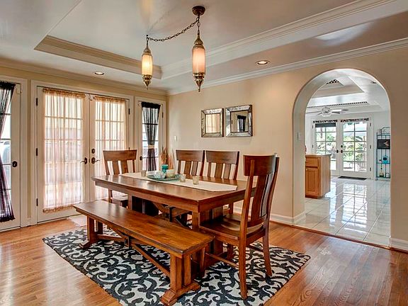 5th image of 315 Coronado Ave