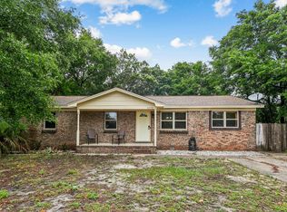 4572 Kelly Ln, Gulf Breeze, FL 32563