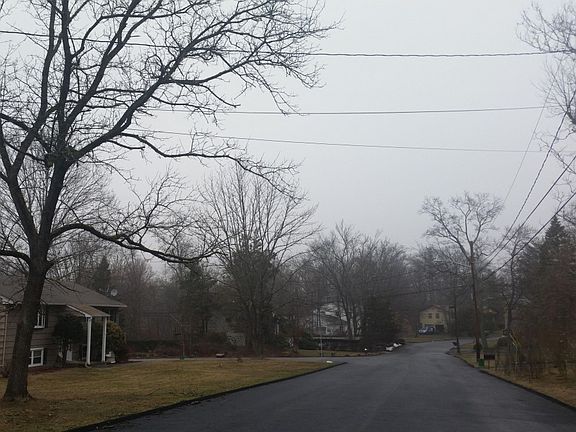 5th image of 9 Ehret Dr