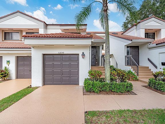 2nd image of 3206 Black Oak Court #3206