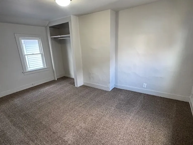 311 W Williams St — Photo 6