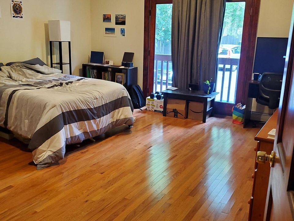 1st image of 173 Babcock St #11