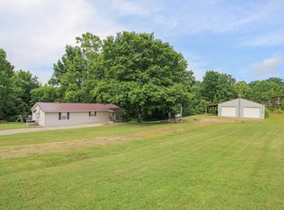 28 Hinton Drive Ln, Leitchfield, KY 42754
