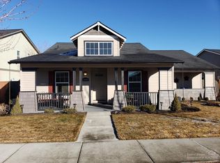 20732 Patriot Ln, Bend, OR 97701