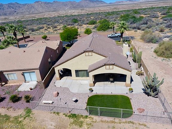 3rd image of 1293 Country Club Dr