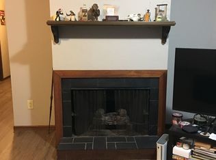2027 9th St APT 6, Coralville, IA 52241