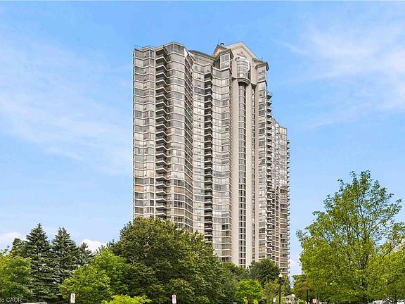 2nd image of 45 Kingsbridge Garden Cir #901