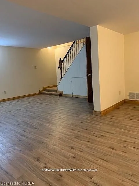 12 Parkway Ave