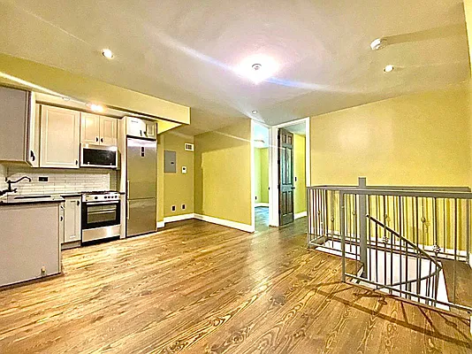 Rented by Doorway NYC, LLC | media 12