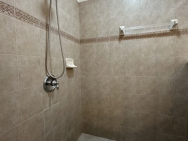 5204 Comfort Ct — Photo 28