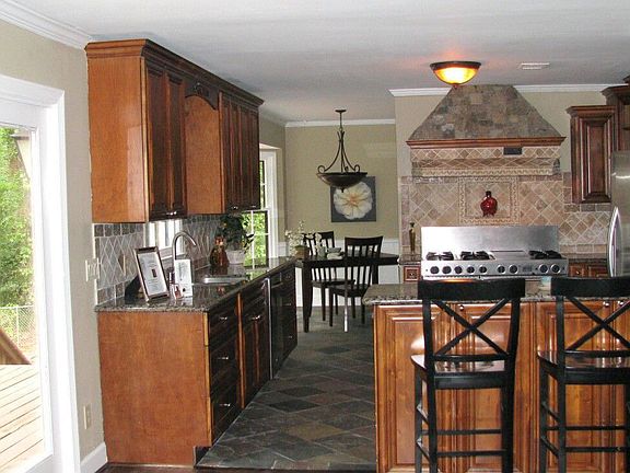 Gorgeous New Kitchen