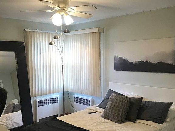 3rd image of 296 Coolidge Ave
