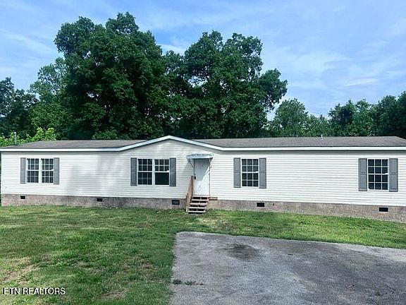 2nd image of 123 Grey Dove Ln