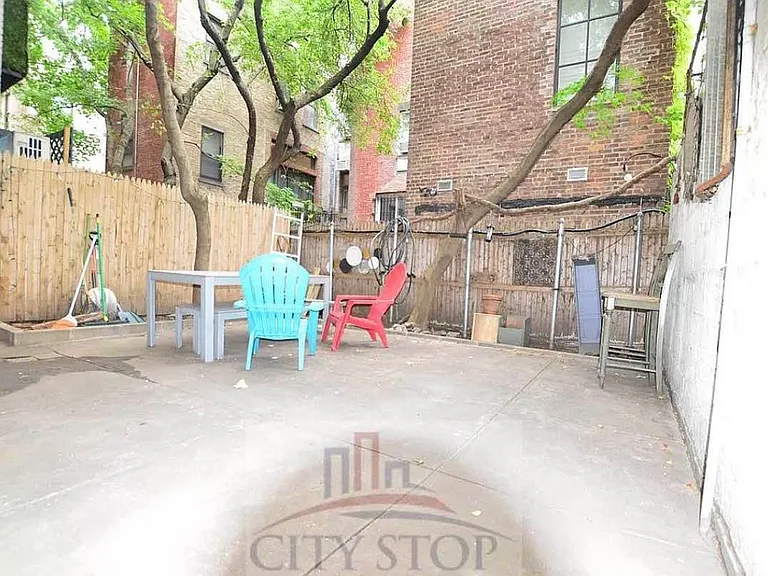 49 W 74th St #1R — Photo 6