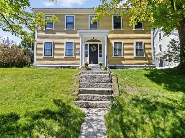 59 North St, Hingham, MA 02043