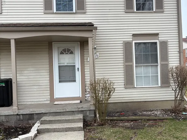 35519 Turner Dr, Sterling Heights, MI 48312