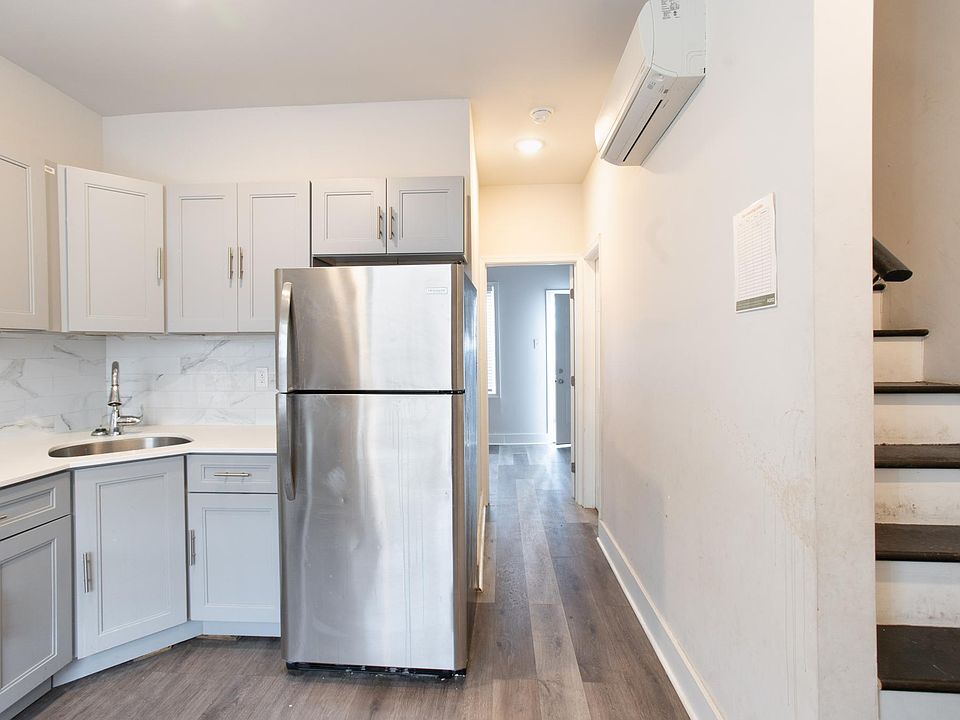 1st image of 609 E Wensley St #29