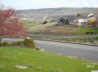 3600 Masters Dr, Clarkston, WA 99403