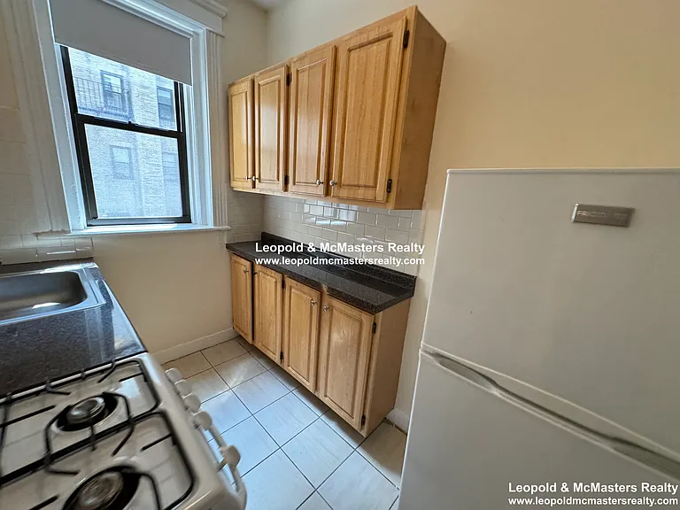 1124 Commonwealth Ave — Photo 88