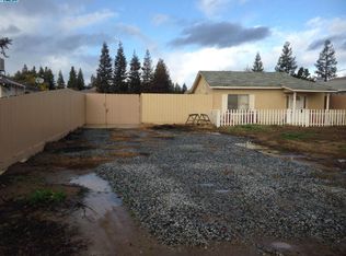 5404 W Hurley Ave, Visalia, CA 93277