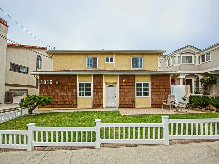1815 Clark Ln — Photo 2