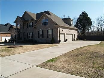 1st image of 213 McClaran Pl