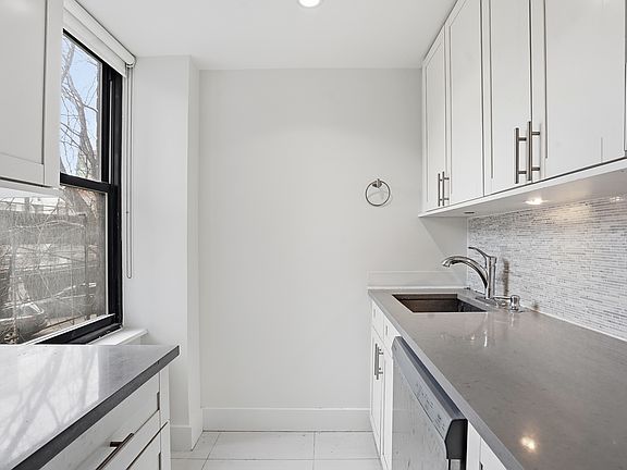 3rd image of 788 Columbus Ave APT 2T