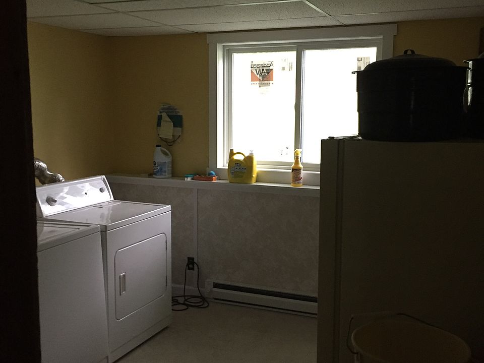 1st image of 1284 198th St