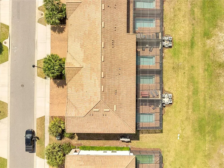 8827 Geneve Ct — Photo 61