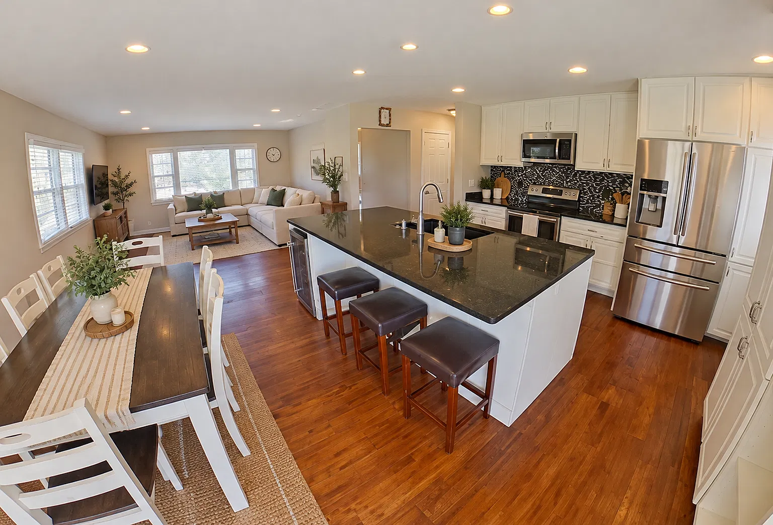 Stainless Steel Appliances + Attached 2-Car Garage + Pet Friendly + Washer Dryer Included! Availa... — Photo 1
