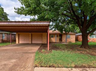 845 N 17th Pl, Slaton, TX 79364