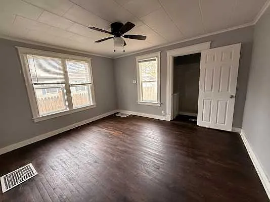 636 Florence St — Photo 17