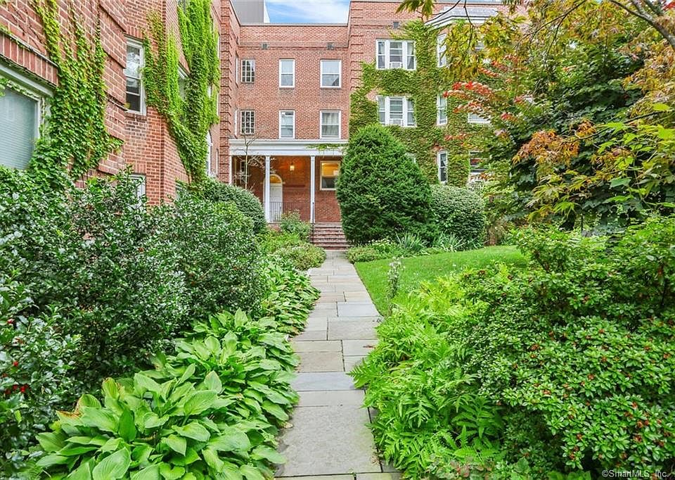 70 Strawberry Hill Ave Stamford, CT Zillow Apartments for Rent in