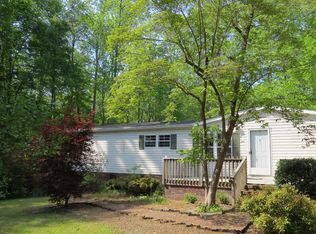 231 Pinelake Dr, Troy, NC 27371