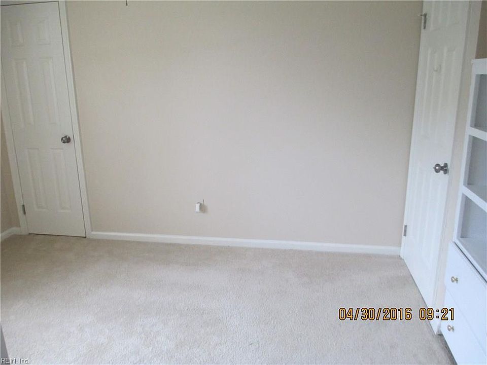 2nd image of 936 Seabreeze Ct