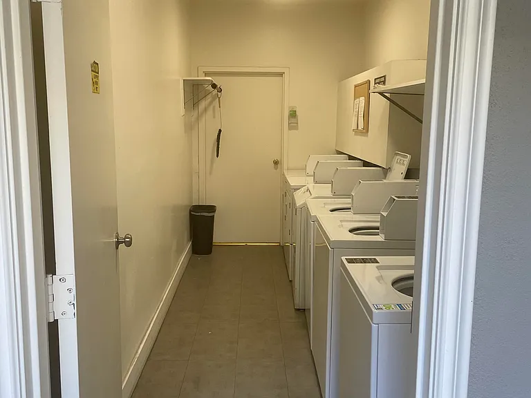 10755 Massachusetts Ave #102 — Photo 32