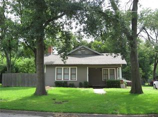 304 1st St, Terrell, TX 75160