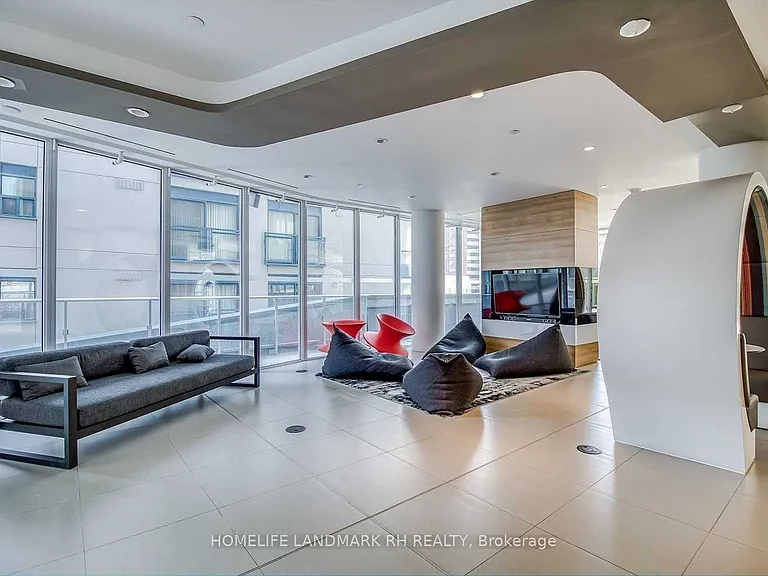 68 Shuter St #1107 — Photo 21